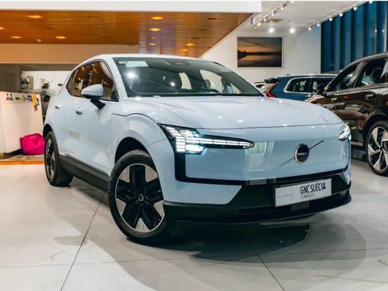 VOLVO EX30 69 KW ELÉTRICO CORE